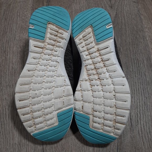 Sketchers Air-Cooled Memory Foam Size 7 - Picture 7 of 15